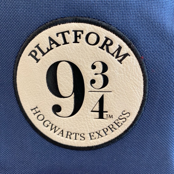 Harry Potter Mini Backpack  Hogwarts Express - Picture 2 of 3